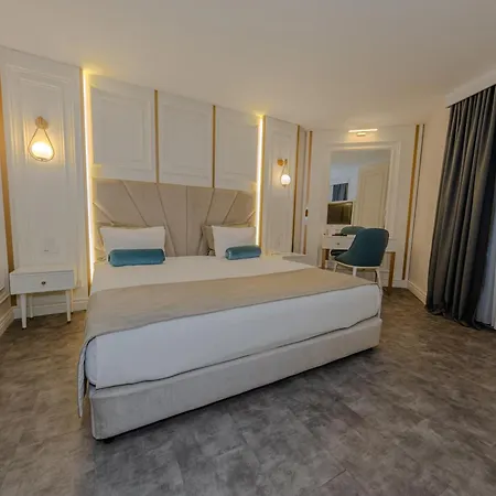 Hotel Western Khan 4*